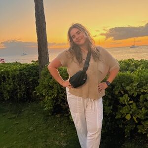 Meet your Posher, Regan